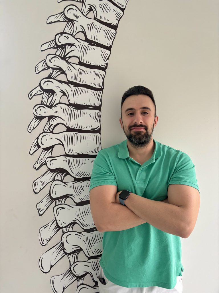 Eduardo Zorita Mariano, fisioterapeuta de Clínica AFER